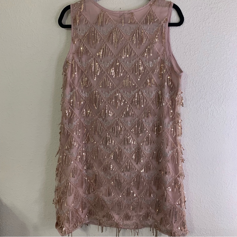 Elegant Sequin Sleeveless Dress in Pink - Picture 5 of 5